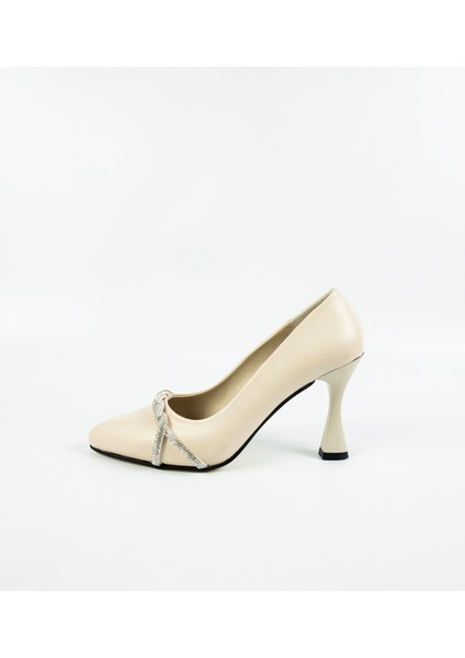 Kadın Bej Taş Detaylı Topuklu Ayakkabı
