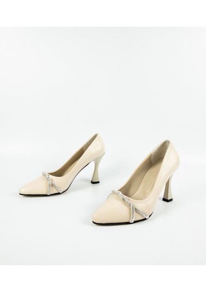 Kadın Bej Taş Detaylı Topuklu Ayakkabı fırsatları