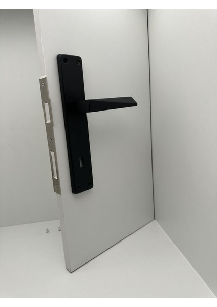 Piramit Siyah Lüx Kare Aynalı Oda Kapı Kolu 1 Takım fırsatları
