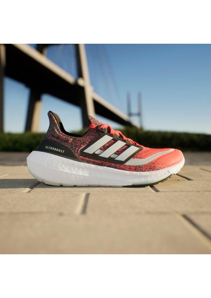 Ultraboost Light Erkek Koşu Ayakkabısı fiyatları
