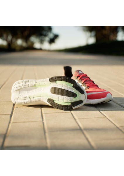 Ultraboost Light Erkek Koşu Ayakkabısı modelleri