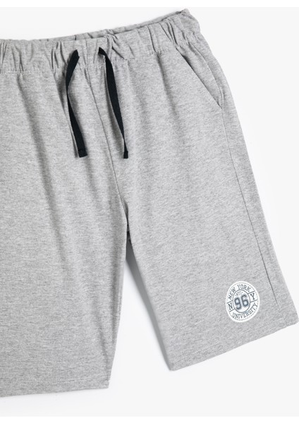 Basic Şort Cepli Beli Bağlamalı Baskı Detaylı modelleri