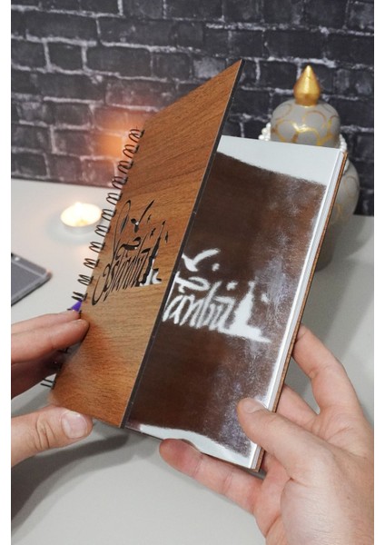 Istanbul Desenli Ahşap Kapaklı Defter Notebook Günlük Çizgisiz Anı Defteri