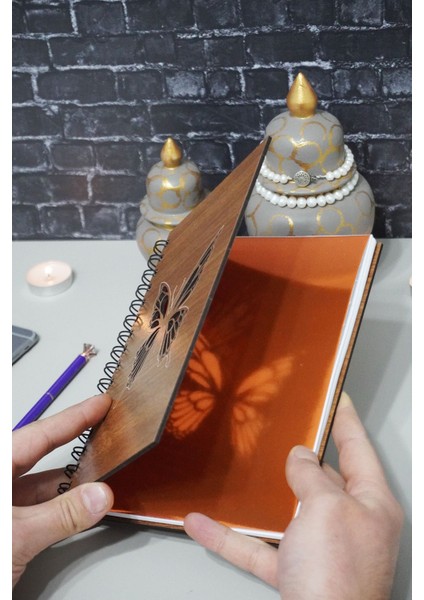 Kelebek Desenli Ahşap Defter Ajanda Günlük Çizgisiz Defter A5 Notebook