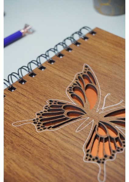 Kelebek Desenli Ahşap Defter Ajanda Günlük Çizgisiz Defter A5 Notebook