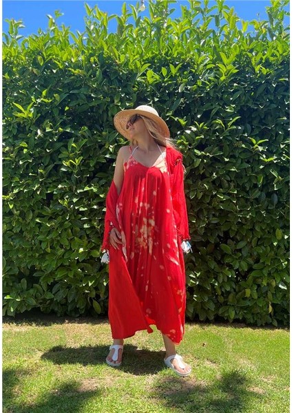 Kırmızı Boncuk Detaylı Kapüşonlu Kimono
