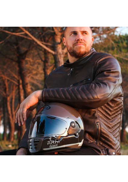 Araı Kask/concept-Xe React Brown