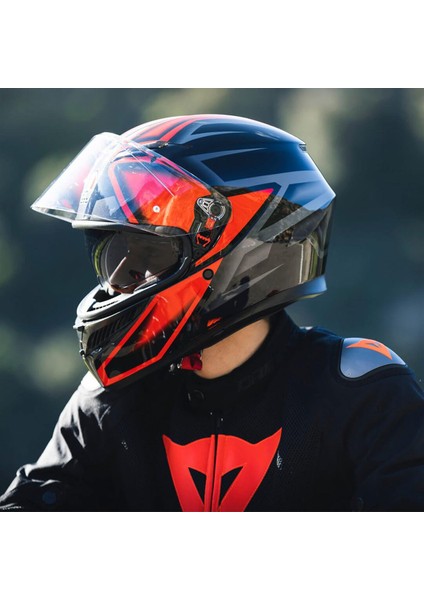 K3 Compound Black Red Kapalı Kask modelleri