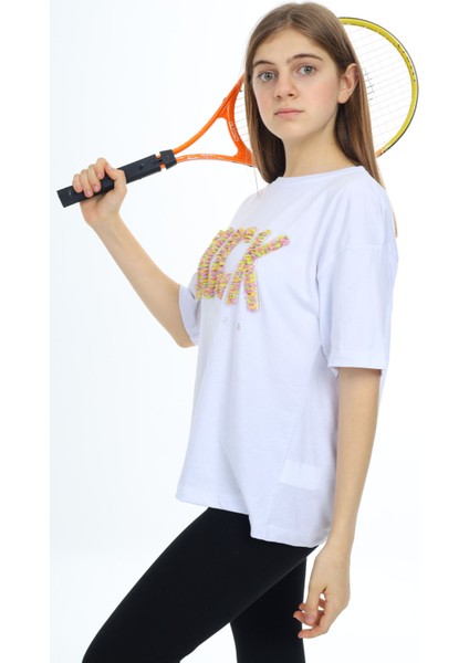 Beyaz Luck Yazılı Bisiklet Yaka Kız Tişört 17804 fiyatları