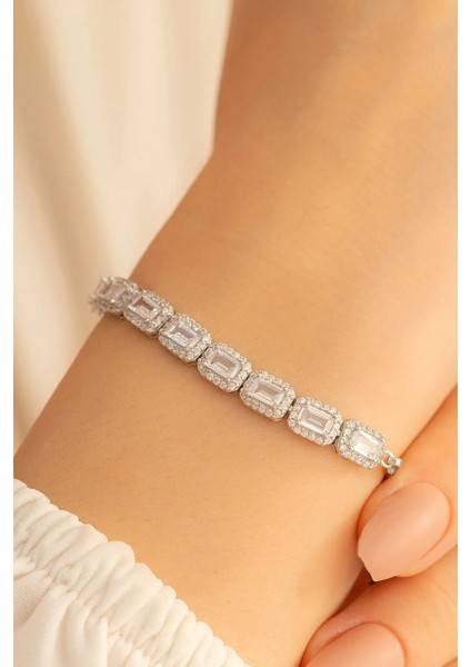 Kadın Gümüş Bileklik - 8 Baget Taşlı Ince Model Gümüş Bileklik fiyatları