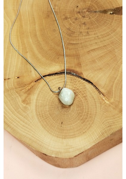 Aytaşı Doğal Taşı Zincirli El Yapımı Kolye Uç: 2 cm Zincir: 20 cm Kutulu fırsatları