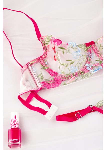 Tina Pembe Çiçek Nakış Işlemeli Brode Bralet Sütyen Takım modelleri