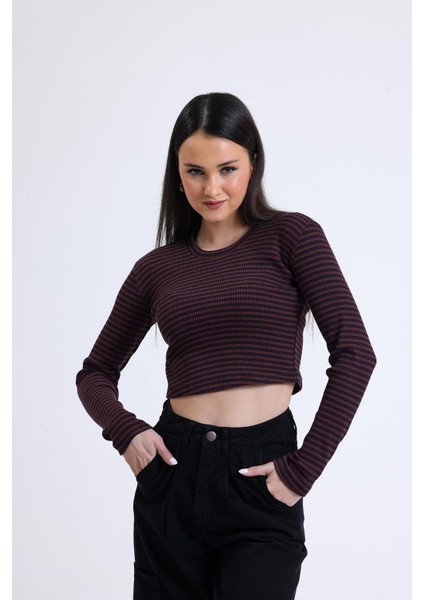 Kahverengi Lacivert Çizgili Bisiklet Yaka Uzun Kollu Fitilli Kaşkorse Crop Bluz fırsatları