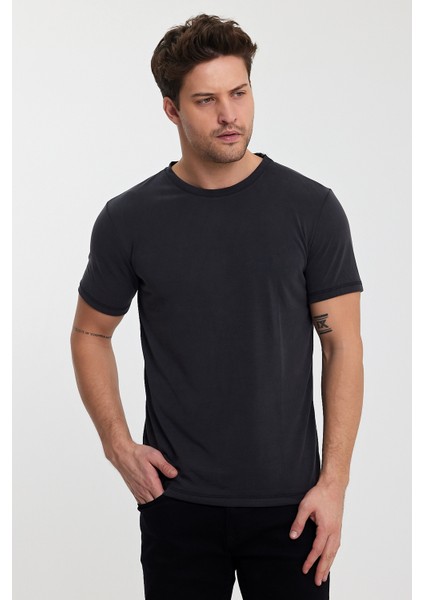 Berlın Tişört Erkek fırsatları