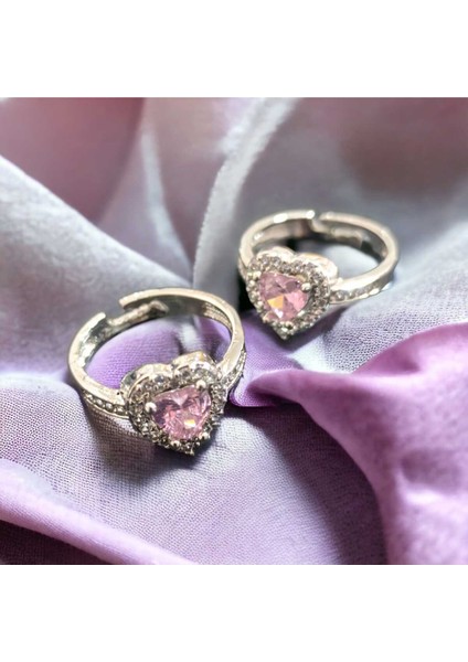 Pirinç Gümüş Renk Pembe Zirkon Taşlı Kalp Model Ayarlanabilir Kristal Yüzük