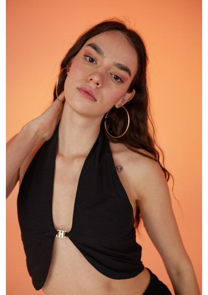 Rise Aksesuarlı Bluz Siyah fiyatları