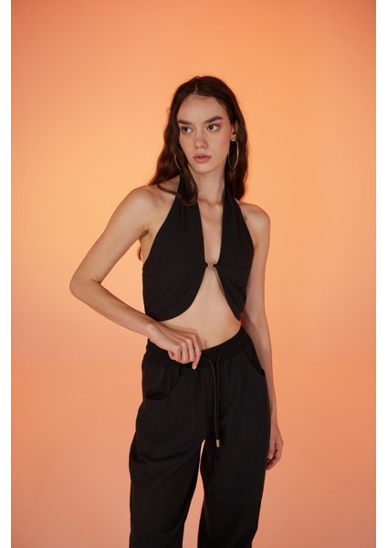 Rise Aksesuarlı Bluz Siyah fırsatları