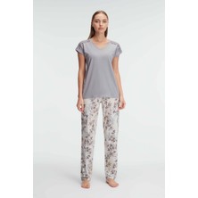 Anıl 9870 Ev Giyimi Kısa Kol V Yaka Kadın Bamboo Çiçek Desenli Yazlık Örme Normal Bel Pijama Takımı
