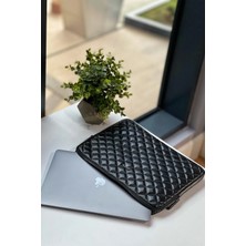 Crew Leather Macbook Çantası / Kapitone Baskılı Hakiki Deri - 13" ve 13.3" Uyumludur