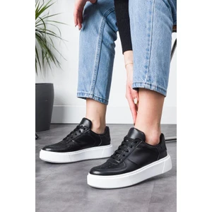 Siyah Düz Hafif Dikişli Taban Bağcıklı Günlük  Iç Taban Kadın Sneaker