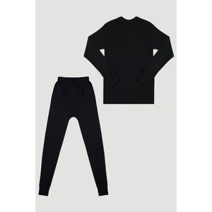 Siyah Pamuklu Termal İçlik Takımı Erkek Çocuklar İçin Konforlu Seçim