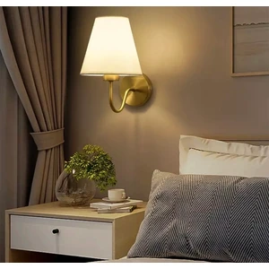 Modern Tasarım Pilli Aplik Gold Sarı Ledli Tak Çalıştır Krem Şapkalı LED Aplik