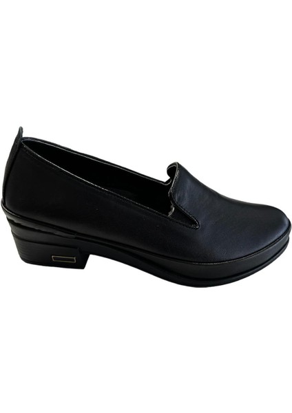 24553 Kadın Deri Günlük Ayakkabı Siyah fiyatları