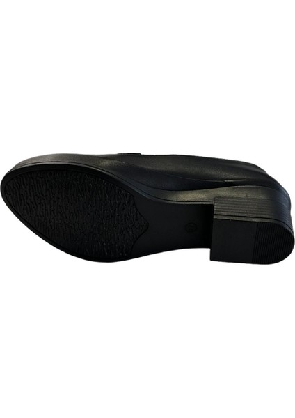 24553 Kadın Deri Günlük Ayakkabı Siyah fırsatları