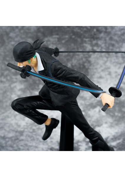 [anime Modeli] Kutulu 20 cm Anime Tek Parça Roronoa Zoro Siyah Kumaş Üç Bıçak Akışı Pvc Action Şekilli Kalıp Bebek Süsleri Koleksiyonları Oyuncak Hediye (Yurt Dışından) modelleri