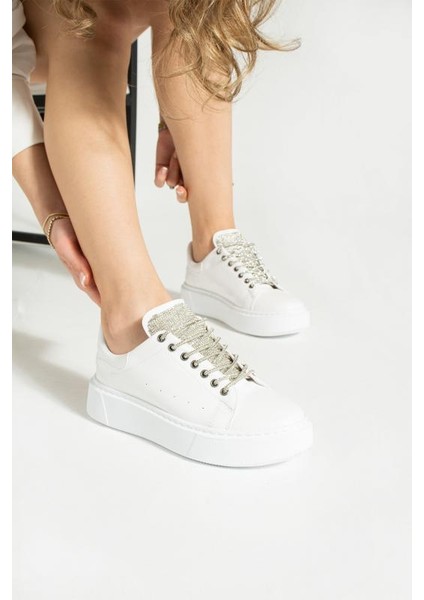 Beyaz Taş Bağcıklı Günlük Iç Taban Kadın Sneaker