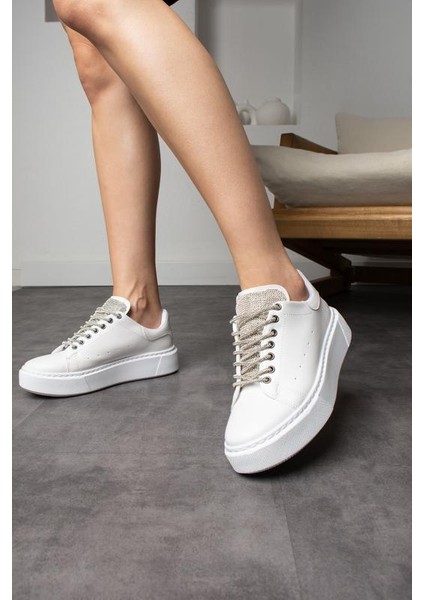 Beyaz Taş Bağcıklı Günlük Iç Taban Kadın Sneaker modelleri