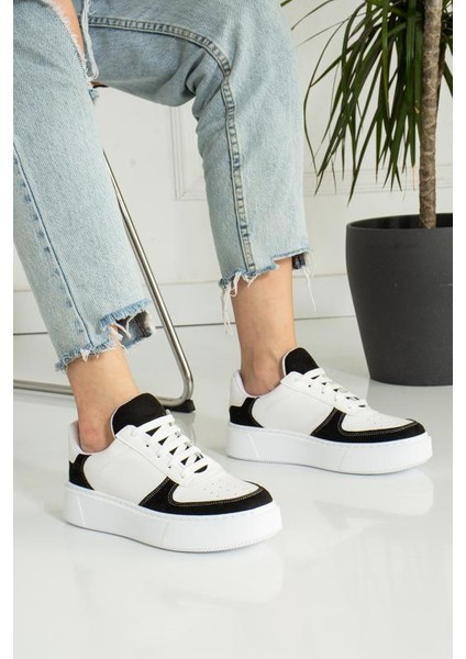 Siyah Beyaz Düz Hafif Dikişli Taban Bağcıklı Günlük Iç Taban Kadın Sneaker