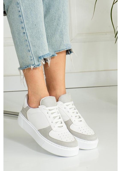 Gri Beyaz Düz Hafif Dikişli Taban Bağcıklı Günlük Iç Taban Kadın Sneaker fiyatları