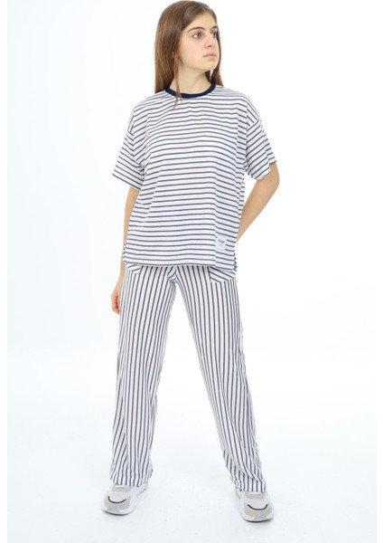 Lacivert Kısa Kollu Kız Çocuk Takım 17982 fırsatları