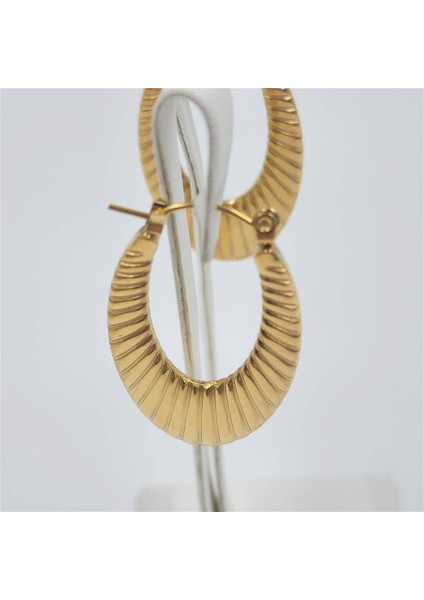 Çelik Gold Çizgi Desenli U Model Küpe modelleri