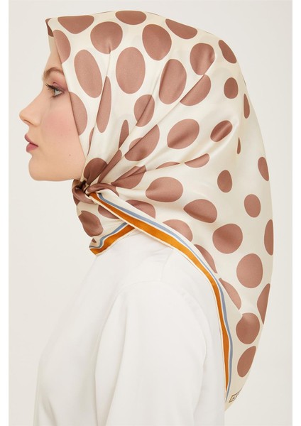 Geometrik Desenli Twill İpek Eşarp 24Ya9156 86 54 modelleri