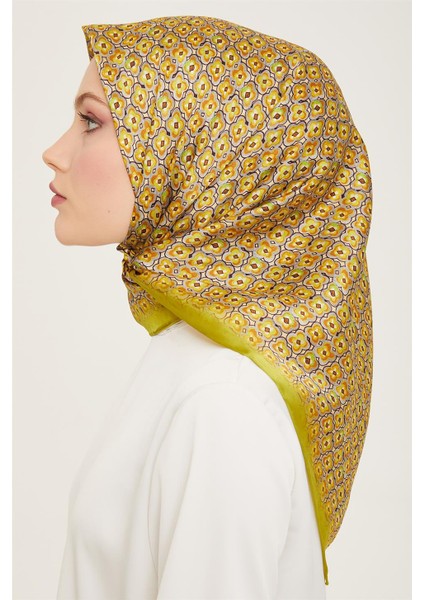Klasik Desenli Twill İpek Eşarp 24Ya9134 67 06 modelleri