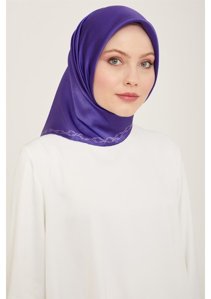 Klasik Desenli Twill İpek Eşarp 24Ya9154 53 52