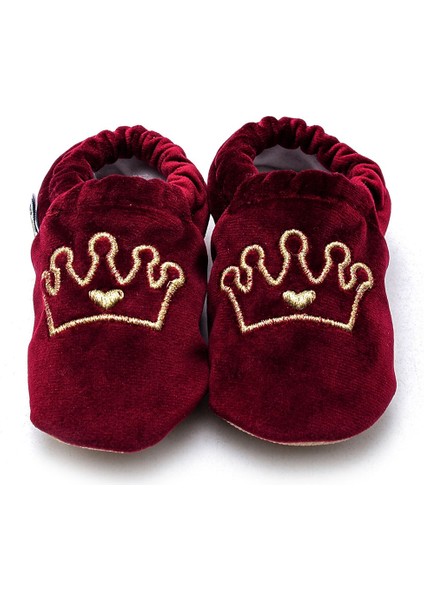 Taç Nakışlı Kaydırmaz Taban Kadife Patik Kırmızı F-823