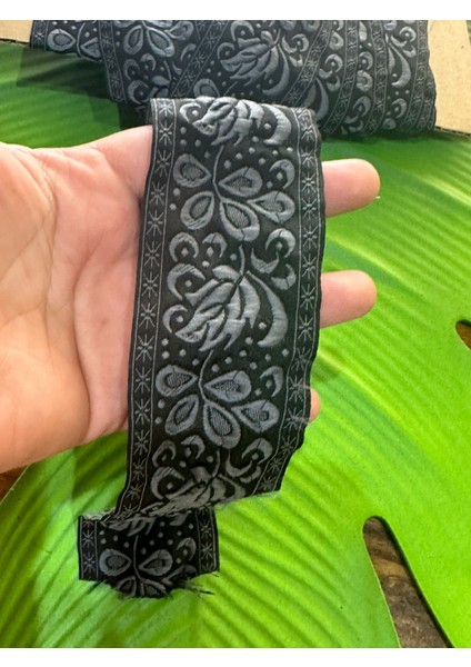 En 5 cm Füme Çiçekli Şerit Dikiş Giyim Aksesuarı 1 Metre