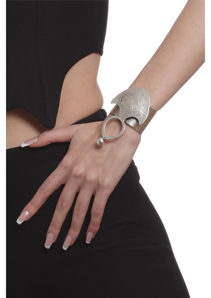 Kadın Antik Gümüş Kaplama Ayarlanabilir Açık Bant Tuareg Sembollü Bileklik fiyatları