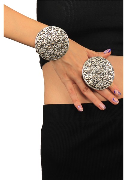 Kadın Antik Gümüş Kaplama Ayarlanabilir Geniş Band Etnik Motif Baskılı Model Bileklik & Yüzük Set fiyatları