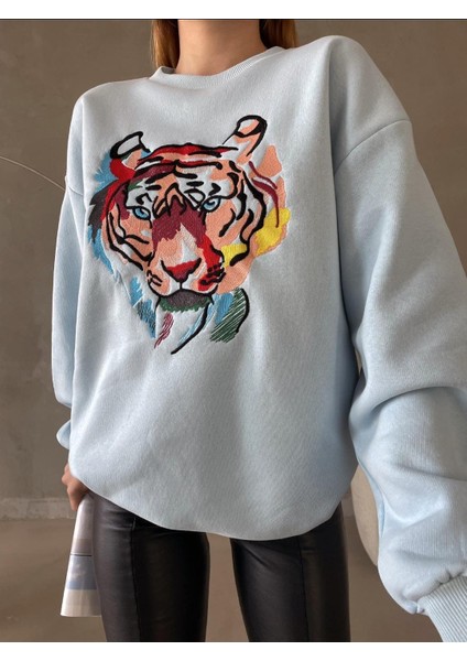 Nakış Işlemeli Sweatshirt