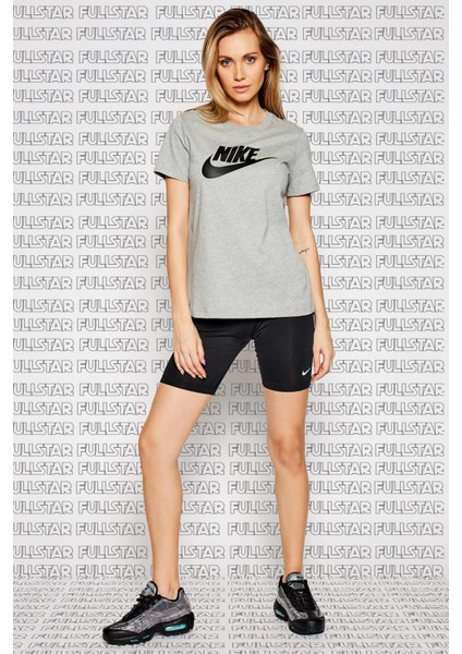 Sportswear Tee Essential Icon Futura Gray Baskılı Kadın Tişört Gri