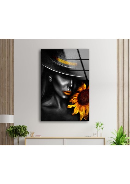Ay Çiçeği ve Kadın Temperli Cam Duvar Tablosu