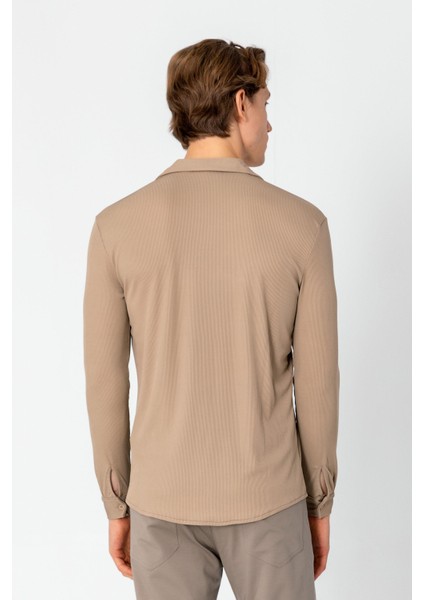 Erkek Regular Fit Rahat Giyim Apaş Yaka Yırtmaçlı Gömlek modelleri