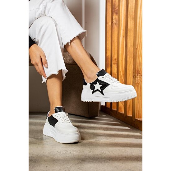 Lk  Bağcıklı Yıldız Detaylı Günlük Sneaker Ayakkabı