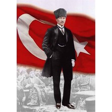 Tablosan Türk Bayrağı Önünde Atatürk Kanvas Tablo