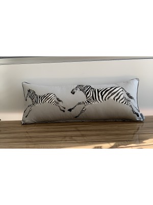 Kırlentim E712 Koşan Zebra Kırlent Kılıfı