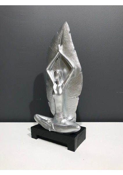 Dekoratif Büyük Yaprak Kadın Biblo